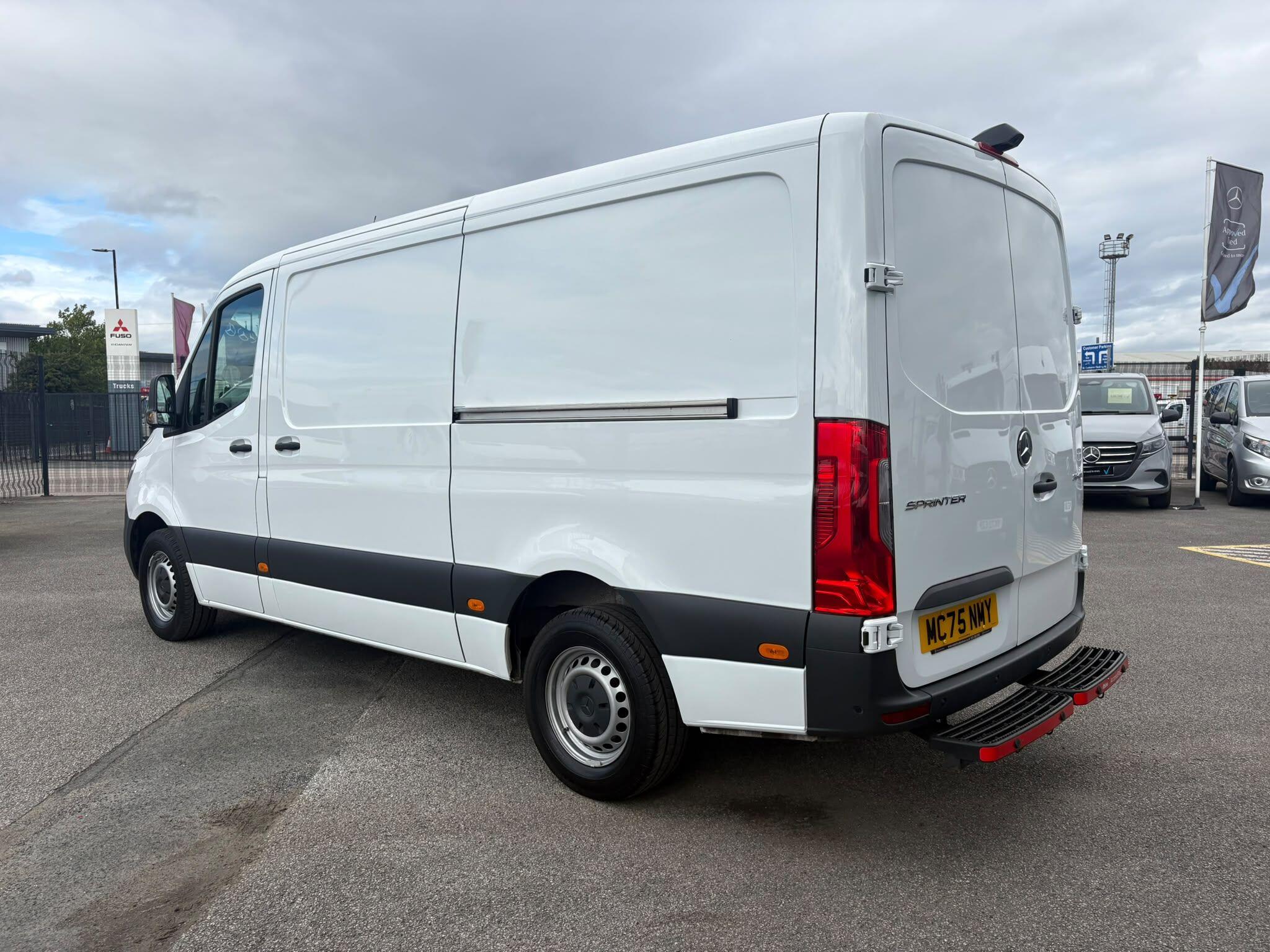 Mercedes-Benz Sprinter
